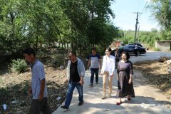 溫情走訪貧困戶 探望慰問患癌農(nóng)民